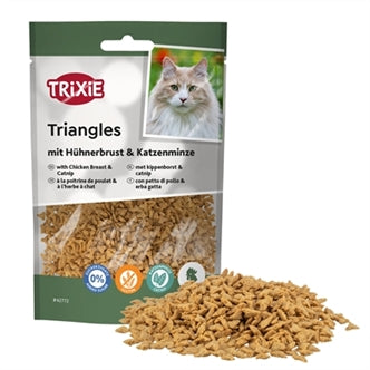 TRIXIE TRIANGLES MET KIPPENBORST EN CATNIP 50 GR